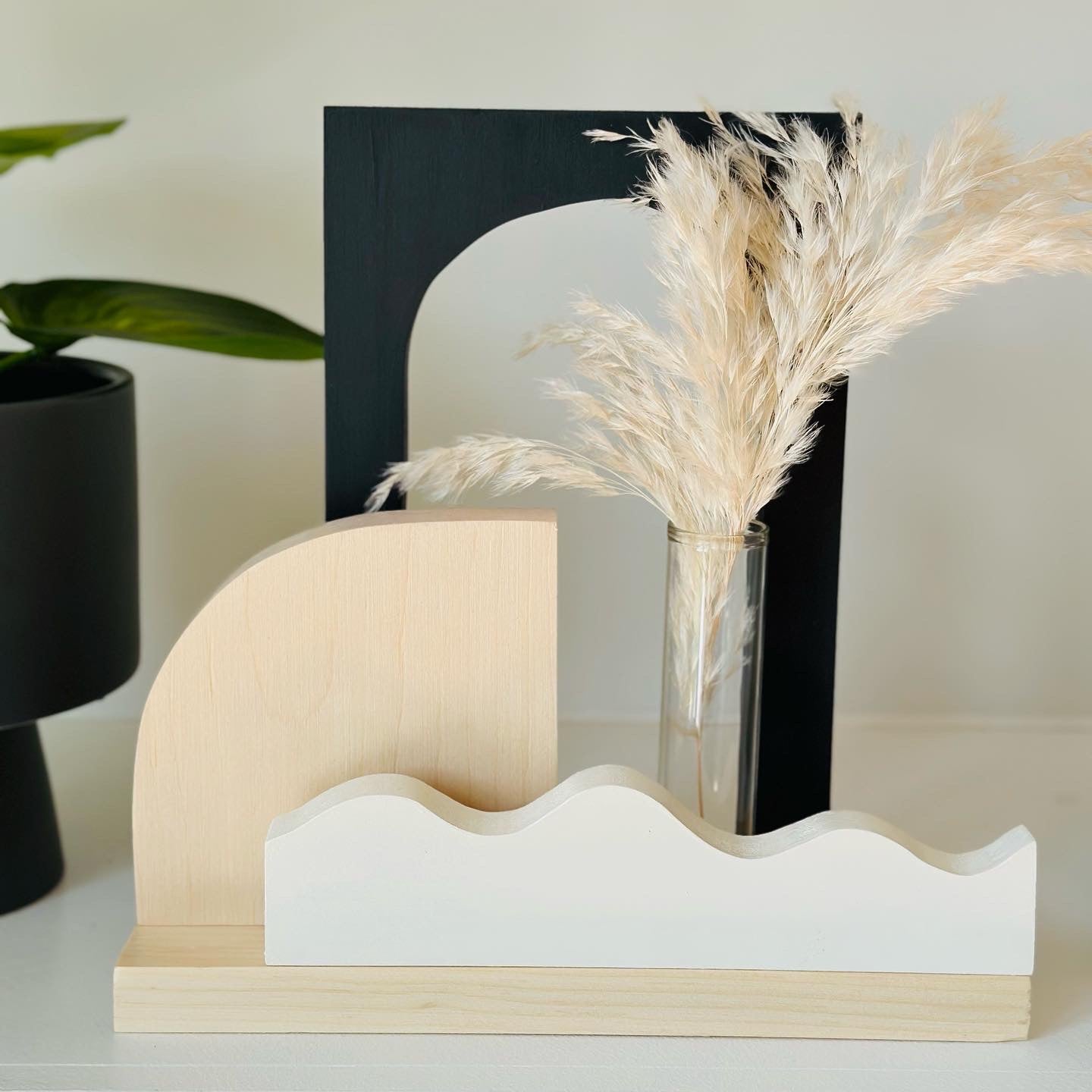 BUD VASE SHAPE SET